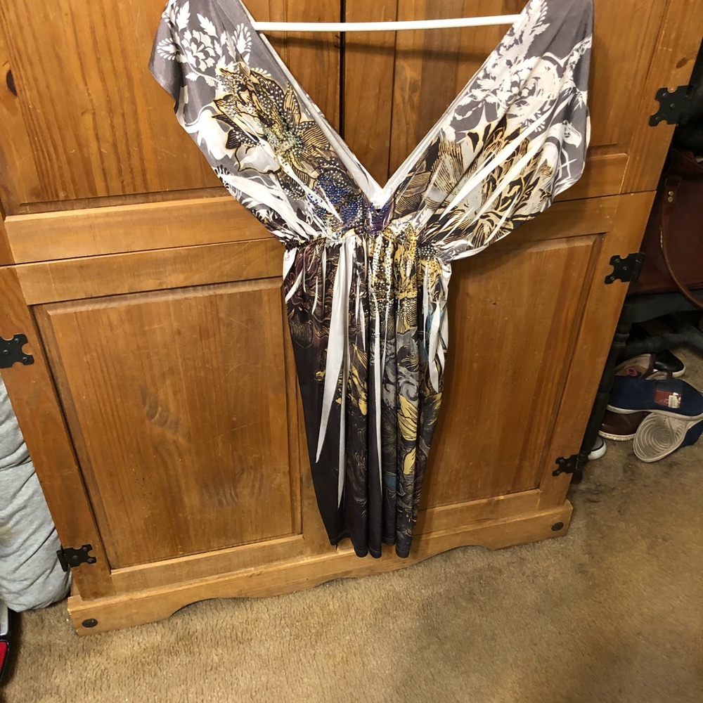 colorful silky wing sleeve shirt